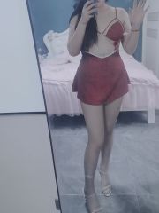 厦门大胸B粉水多嫩妹
