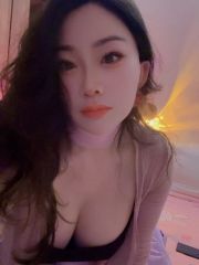 轻熟丰满身材