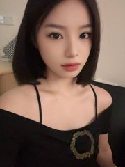 会吸会夹小美女，蜂腰翘臀榨精机器