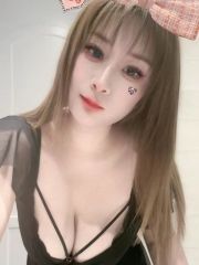 大奶甜甜