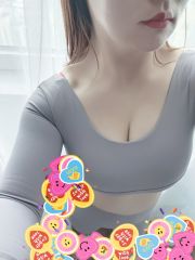 反差制服甜甜妹