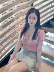 性感大胸美女