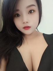 个人居家小少妇依依