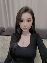丰满性感美少妇