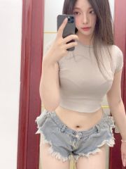 一线天大奶子小研