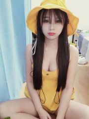 丰满嫩娇小妹
