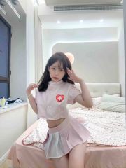 娇小可爱小嫩妹