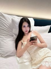 丰满年轻小姐姐