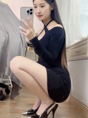极品御姐，腿特别长胸还大！