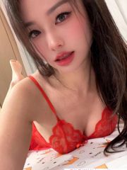 骚妹粉嫩鲍鱼后入神器