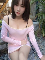 高性价爆乳美女