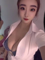 肤白半只狐狸
