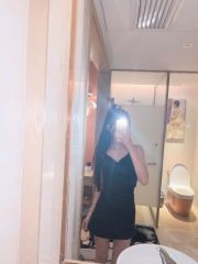 极品嫩妹会骚会扭很会玩