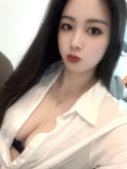 闷骚粉嫩实习生