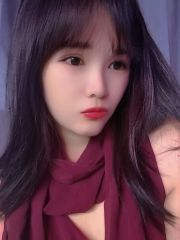 上海兼职女大听话乖巧，鲍鱼肥美多汁叫声淫荡