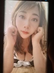 欧美卡戴珊巨乳肥臀熟女