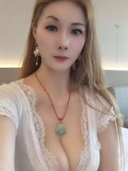 服务系的大波露露