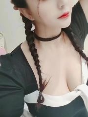 大胸性感御姐