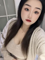 20岁妹妹很白嫩奶子很大